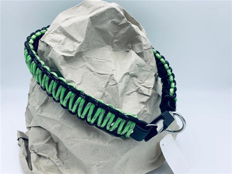Sprenger Paracord Halsband mit ClickLock Verschluss